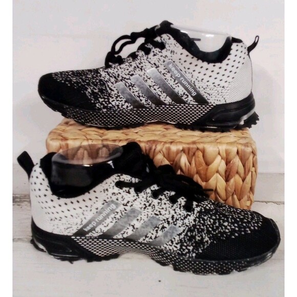 Big Kids/Men's Black/Silver  Athletic Running Shoes Size 6 - Picture 1 of 16